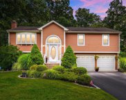 3112 Muir Court, Yorktown Heights image