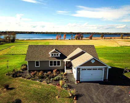 102 Quarry Road, North Hero