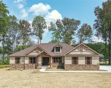 18571 Glenbrook Circle, North Royalton