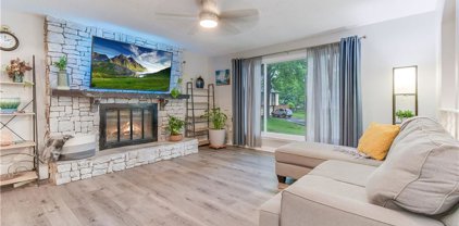 1912 SE Speas Court, Blue Springs