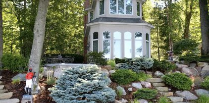2745 Elmwood Drive, Pierson