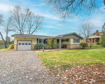 2745 Rochester Road, Cranberry Twp