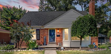 1108 W 12 MILE, Royal Oak