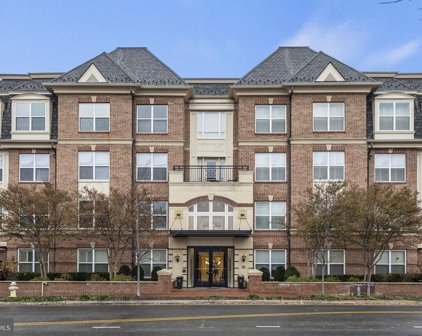 320 S West St Unit #301, Alexandria
