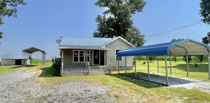 676 Weakley Creek Rd, Lawrenceburg