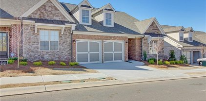 5580 Overlook Club Circle Unit 66, Suwanee