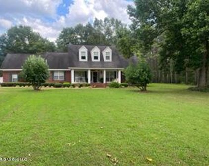 90 E Lambert Road, Como
