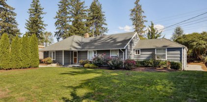 6901 44th Avenue E, Tacoma
