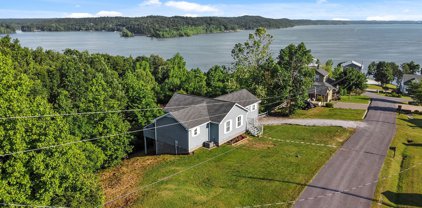 465 Turtle Point Ln, Waverly