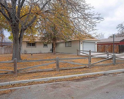 385 Shadow Ln, Fernley