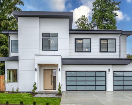 4 151st Place SE, Bellevue