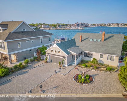 1711 Perch Hole Point Place, Point Pleasant
