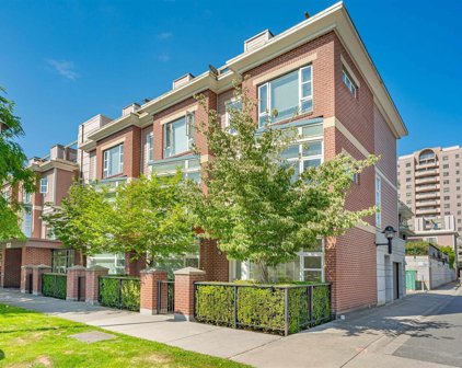 6611 Eckersley Road Unit 102, Richmond