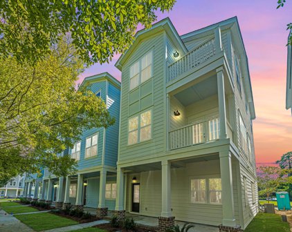 643 N Laurel Street Unit #Unit 72, Summerville