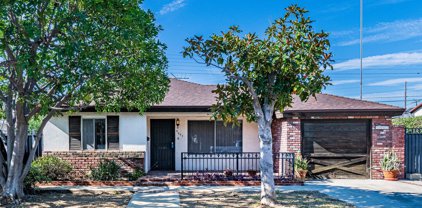 9907  Mercedes Ave, Arleta