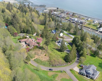 Maxview Drive, Port Ludlow