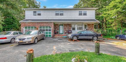 782 Candlewood Road, Bay Shore