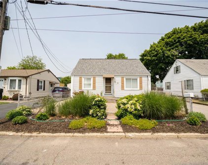 78 Farrell  Street, Pawtucket