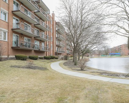 8101 Courte Drive Unit #405, Niles