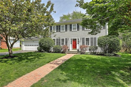 8 Meadowbrook  Drive, Barrington