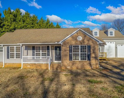 439 Sunburst, Inman
