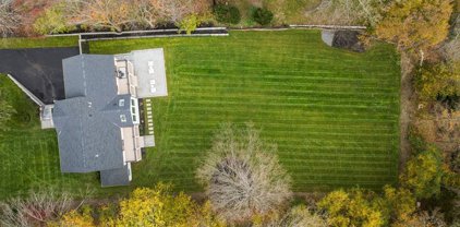 10 Longfellow Rd, Wellesley