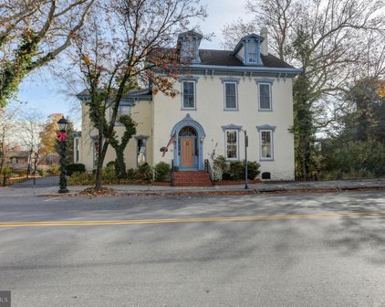 78 - 80 W King St, Shippensburg