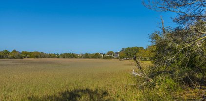 39 Seagrass Lane, Isle Of Palms