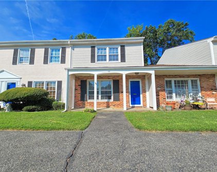 72 Towne Square Drive, Newport News South