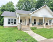 300 Walthall Avenue, Horse Cave image