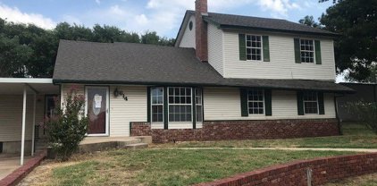 614 E Broadway, Sulphur
