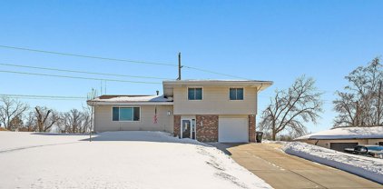 4109 James Circle, Arden Hills