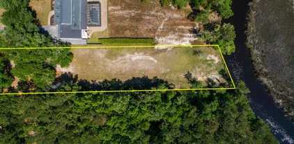 Awendaw Landing Road, Awendaw