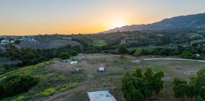 1039 N Fairview Avenue, Goleta