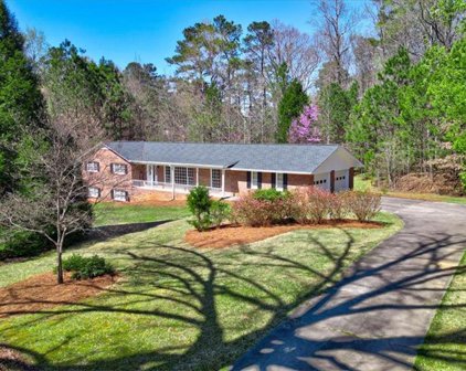 745 Pine Grove Road, Roswell
