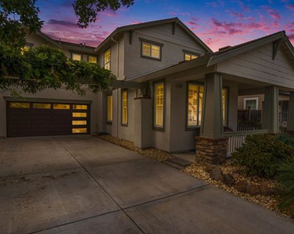 580 Ash St, Brentwood