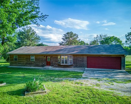 323 County Road 939, Berryville