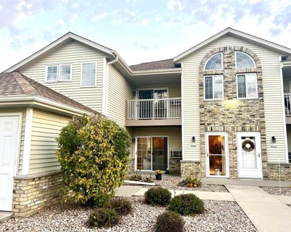 4062 Creekside Court Unit 46, Janesville