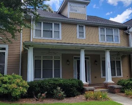 1005 Freedom Lane, Roswell