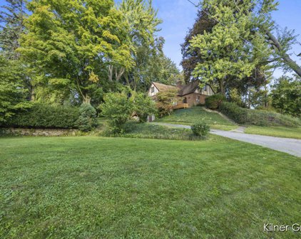 1241 Derby Drive NW, Grand Rapids