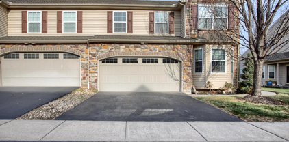 313 Weatherstone Dr, New Cumberland