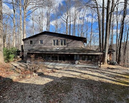 10 Blue Clay  Road, Spruce Pine