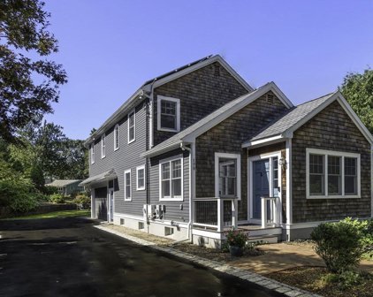 198 W Plain St, Wayland