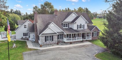424 Abbottstown Pike, Abbottstown