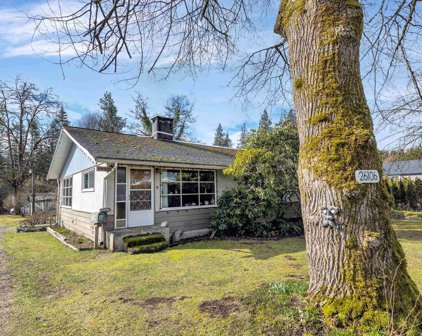 26106 Dewdney Trunk Road, Maple Ridge
