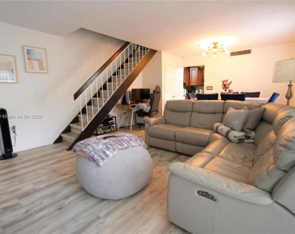 1570 W 46th St Unit #232, Hialeah