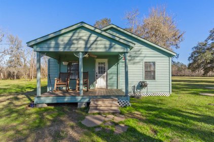 5200 County Road 334, Sweeny