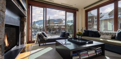 141 E Meadow Drive 2A SOUTH, Vail