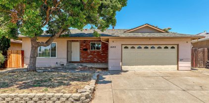 1600 Mission Dr, Antioch
