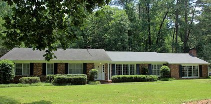 4253 Lake Forrest Drive, Atlanta